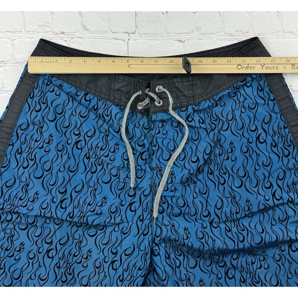 Vintage Y2K No Fear Flame Board Blue Shorts Pearlescent - Men’s Size 34